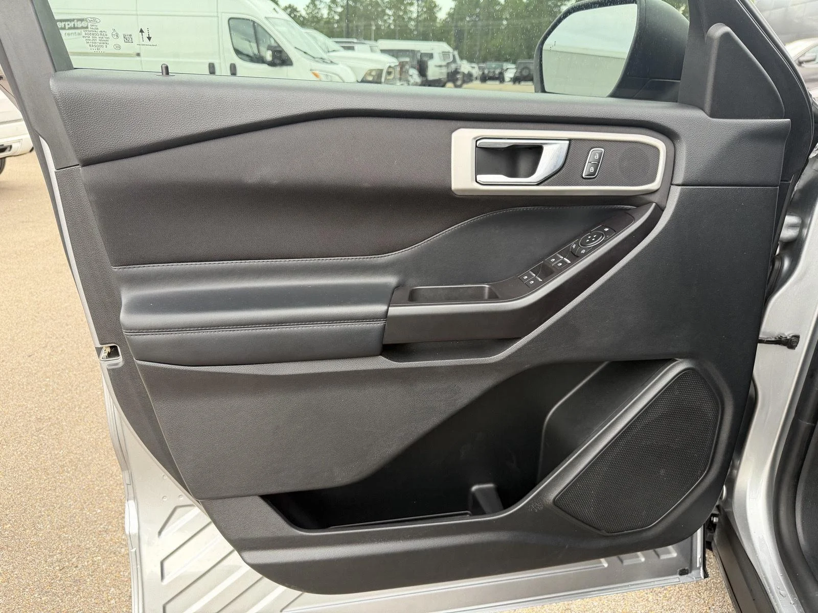 Used 2020 Iconic Silver Ford XLT image 15