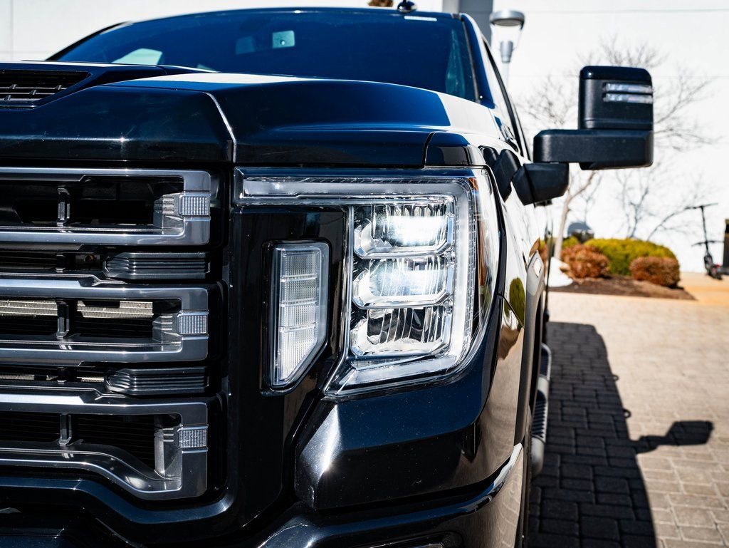 Used 2023 Ebony Twilight Metallic GMC AT4 image 14