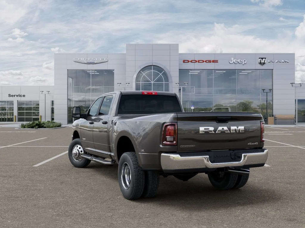 New 2026 Granite Crystal Metallic Clearcoat RAM Big Horn image 3