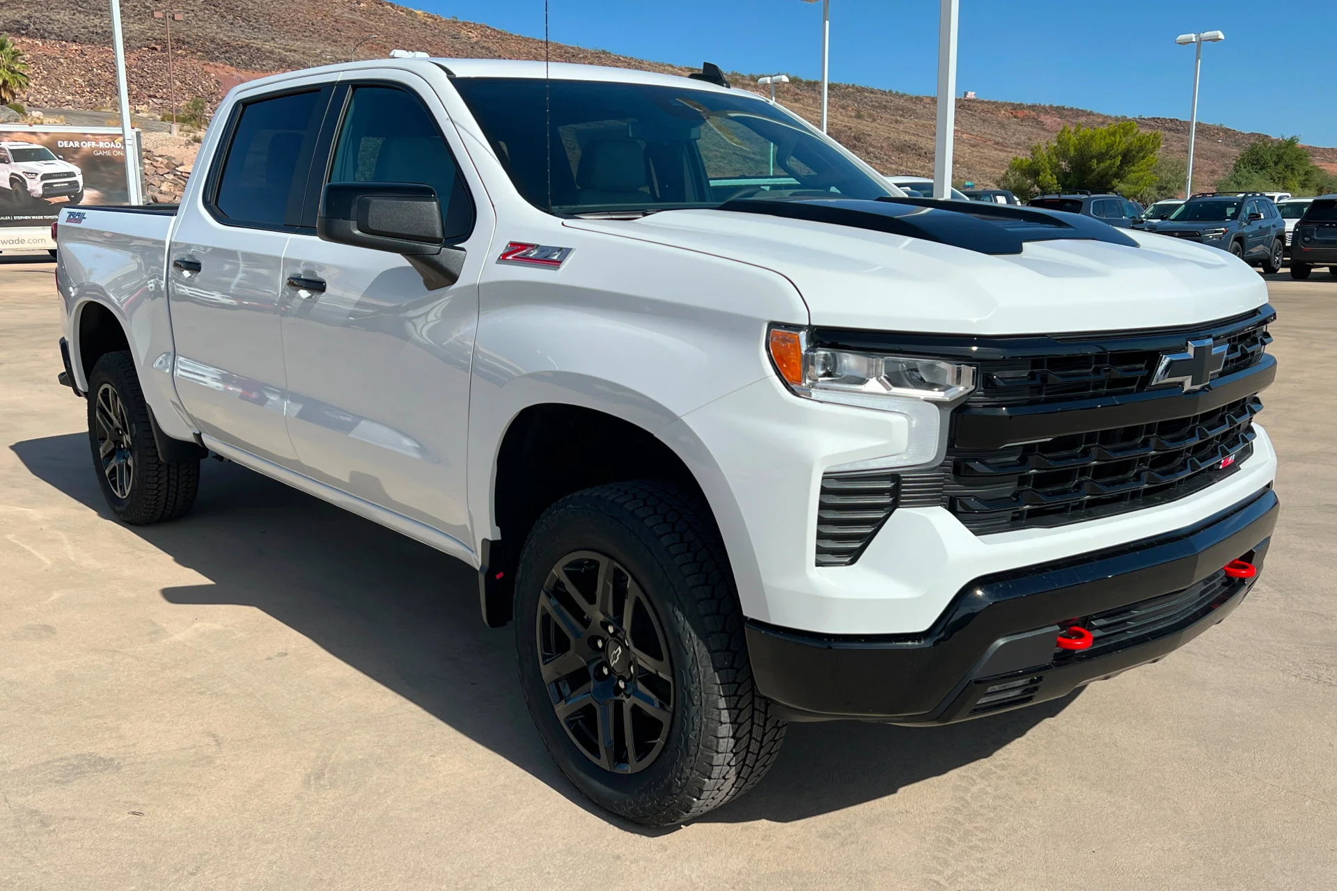 New 2026 Summit White Chevrolet LT Trail Boss image 7