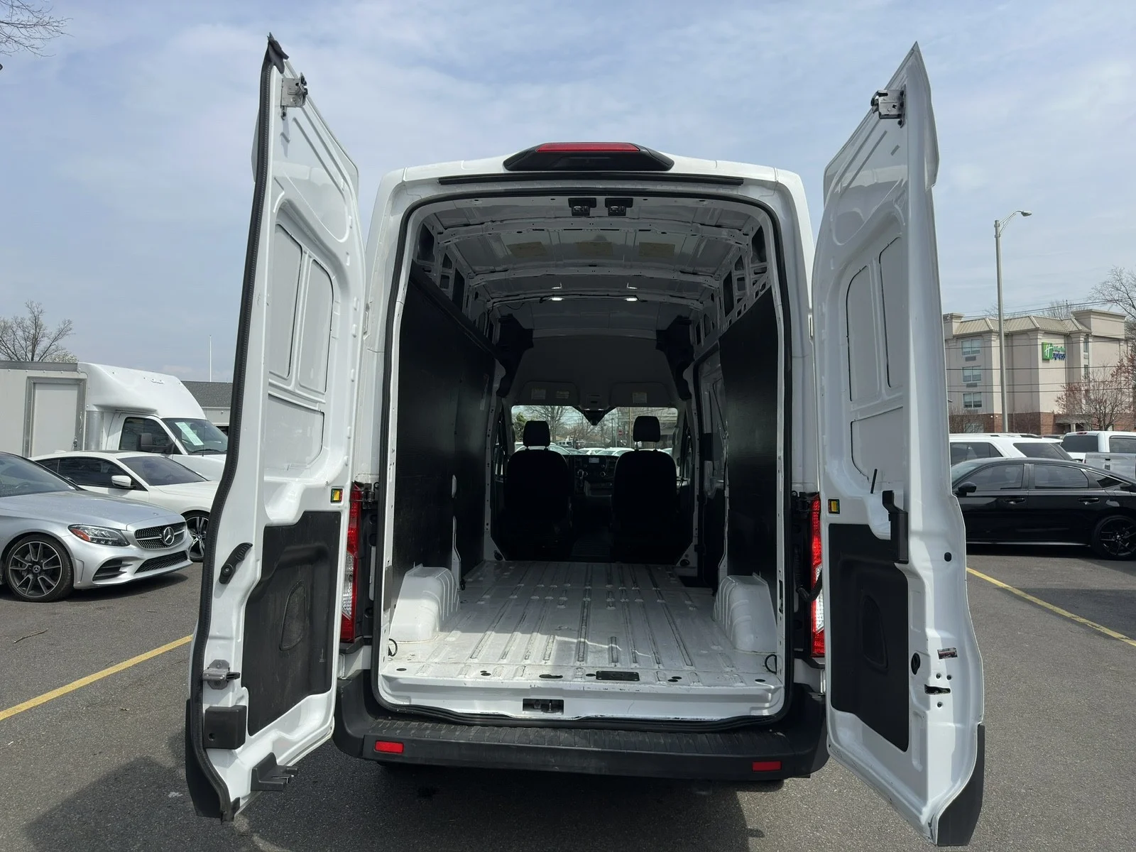 Used 2022 Oxford White Ford T-250 148