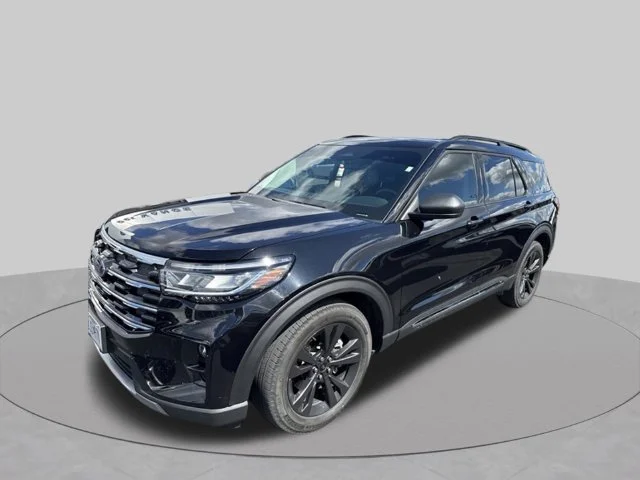 Used 2025 Black Ford Active image 1