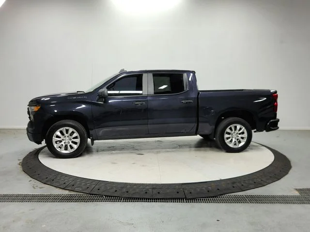 Used 2023 Gray Chevrolet Custom image 5