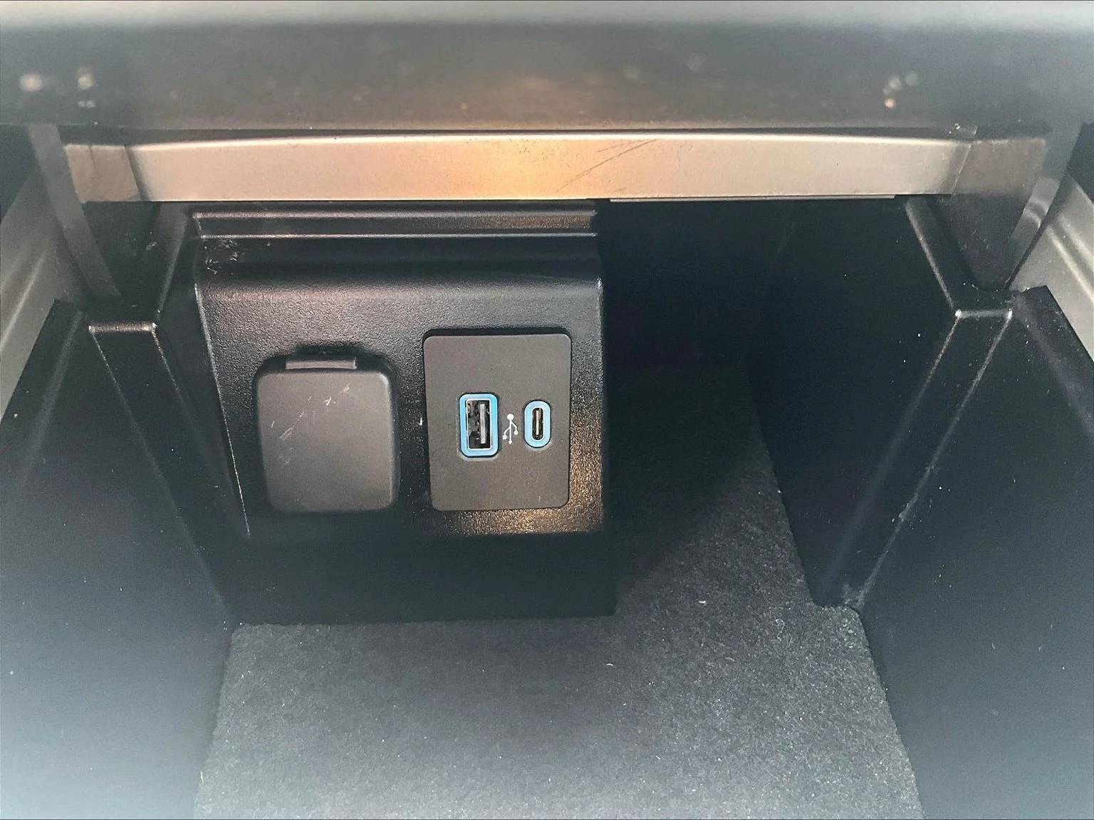 Used 2022 White Ford XLT image 33
