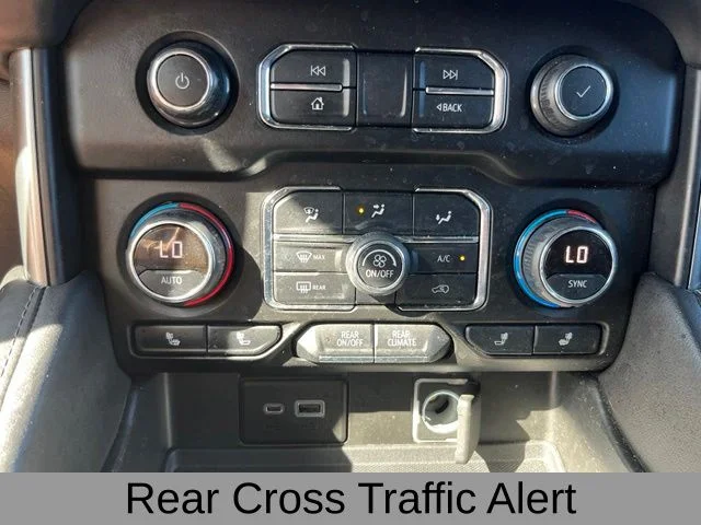 Certified Used 2021 Gray Chevrolet Z71 image 34