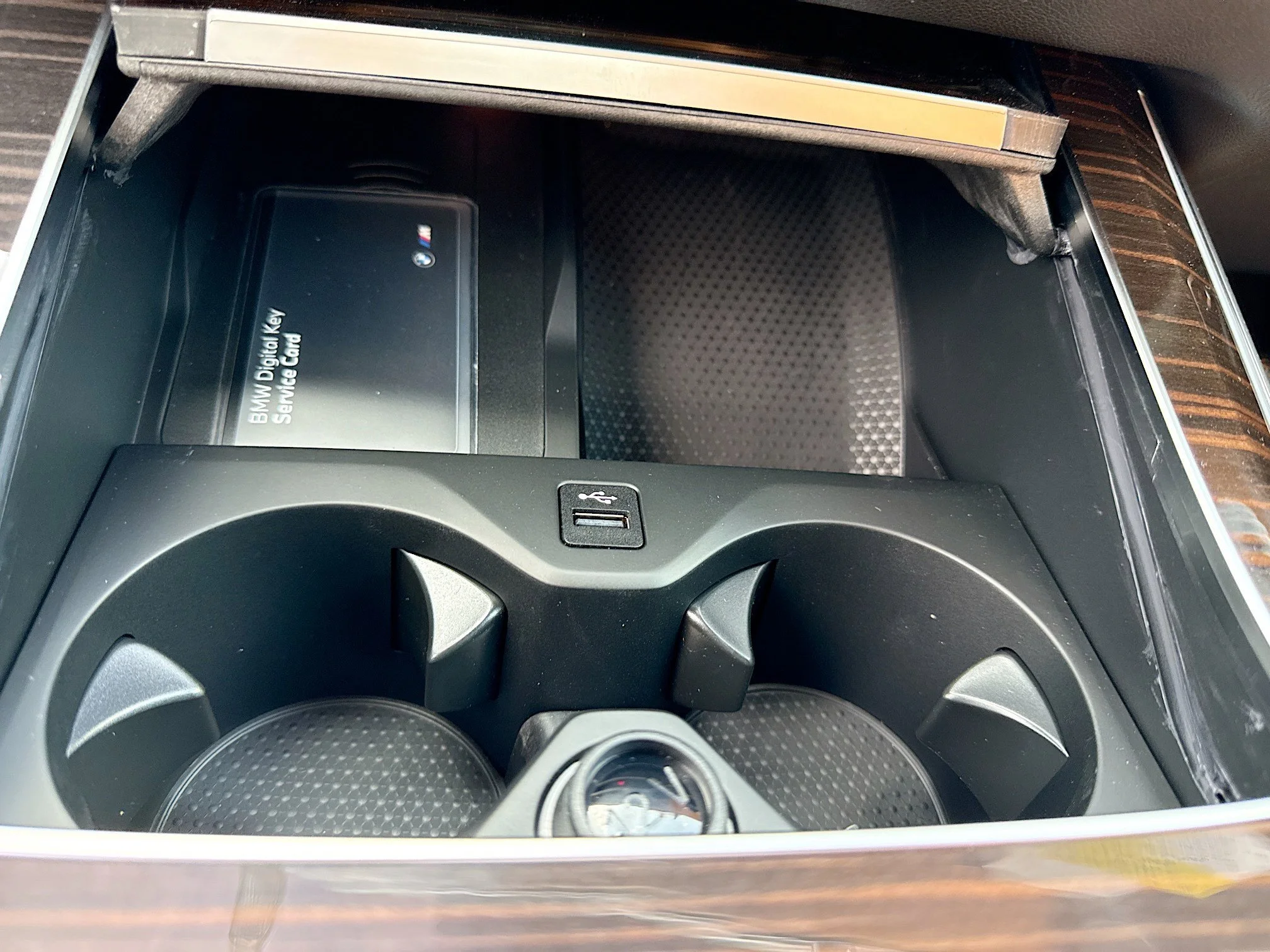 New 2026 Alpine White BMW sDrive40i image 32
