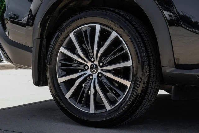 Used 2022 Black INFINITI Autograph image 73
