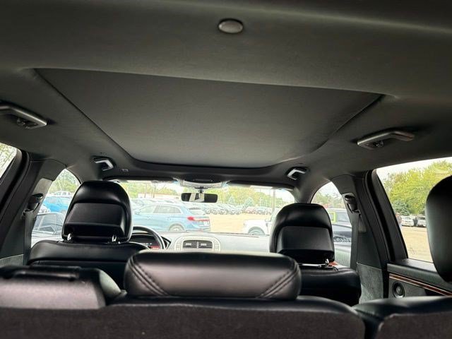 Used 2019 Blue Lincoln Reserve image 19