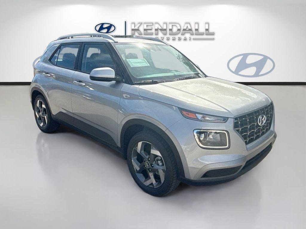 New 2026 Shimmering Silver Hyundai SEL image 1