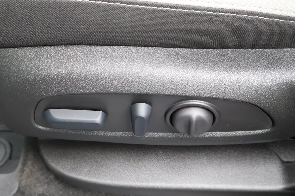 2024 Chevrolet Equinox LS - Photo 34
