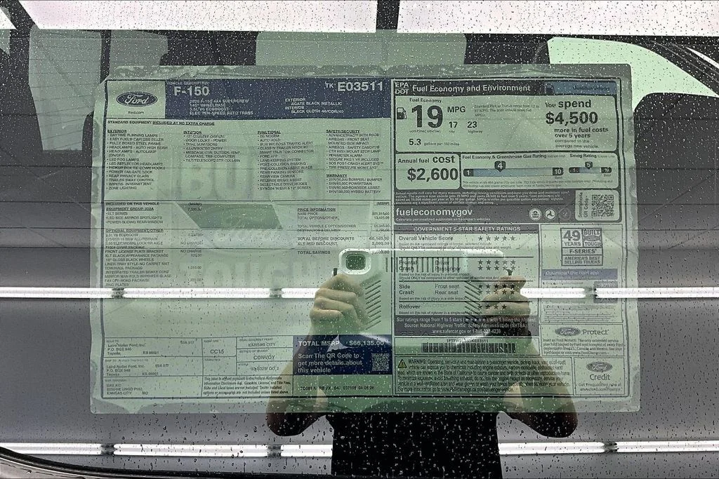 New 2026 Agate Black Metallic Ford XLT image 14