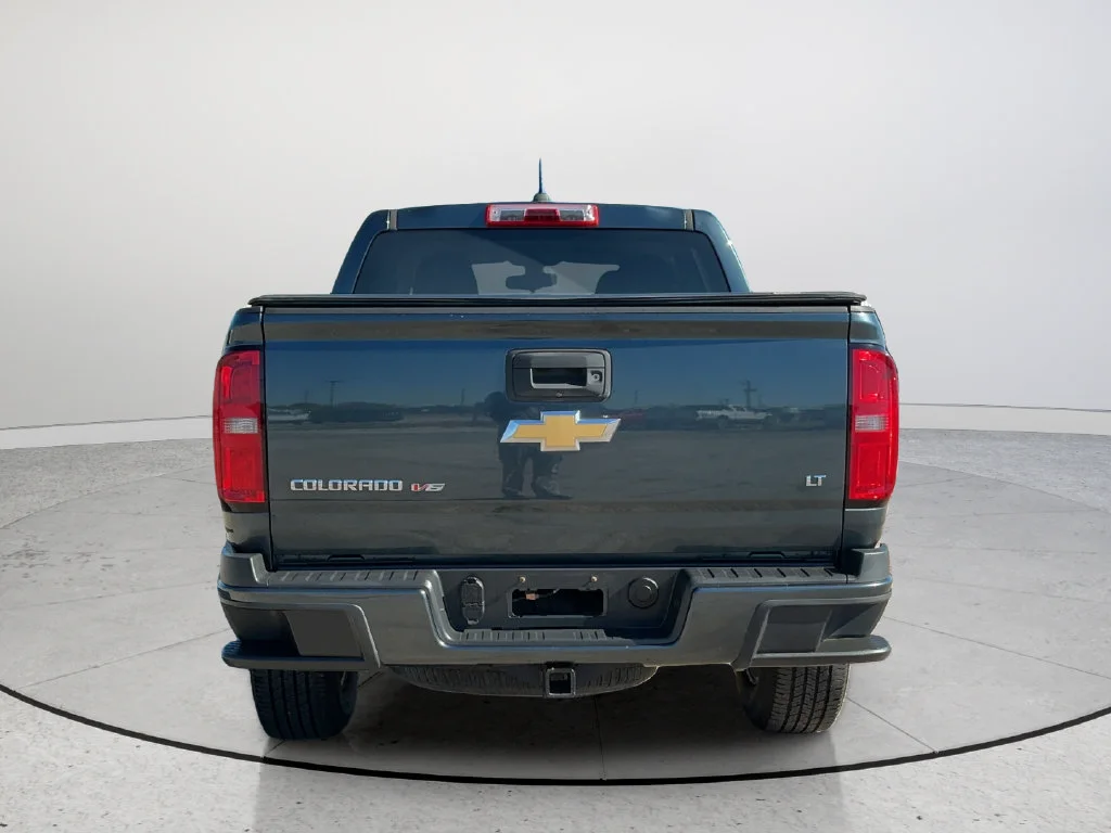 Used 2019 SHADOW GRAY METALLIC Chevrolet 2WD LT image 3