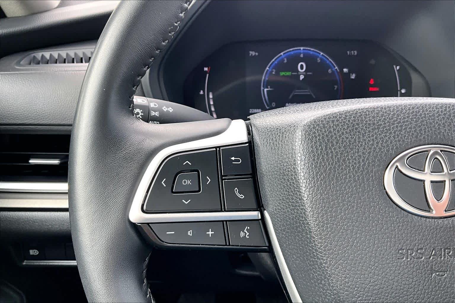 Used 2025 Midnight Black Metallic Toyota XLE image 21