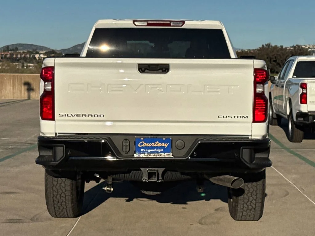 2026 Chevrolet Silverado 2500 HD Custom - Photo 8