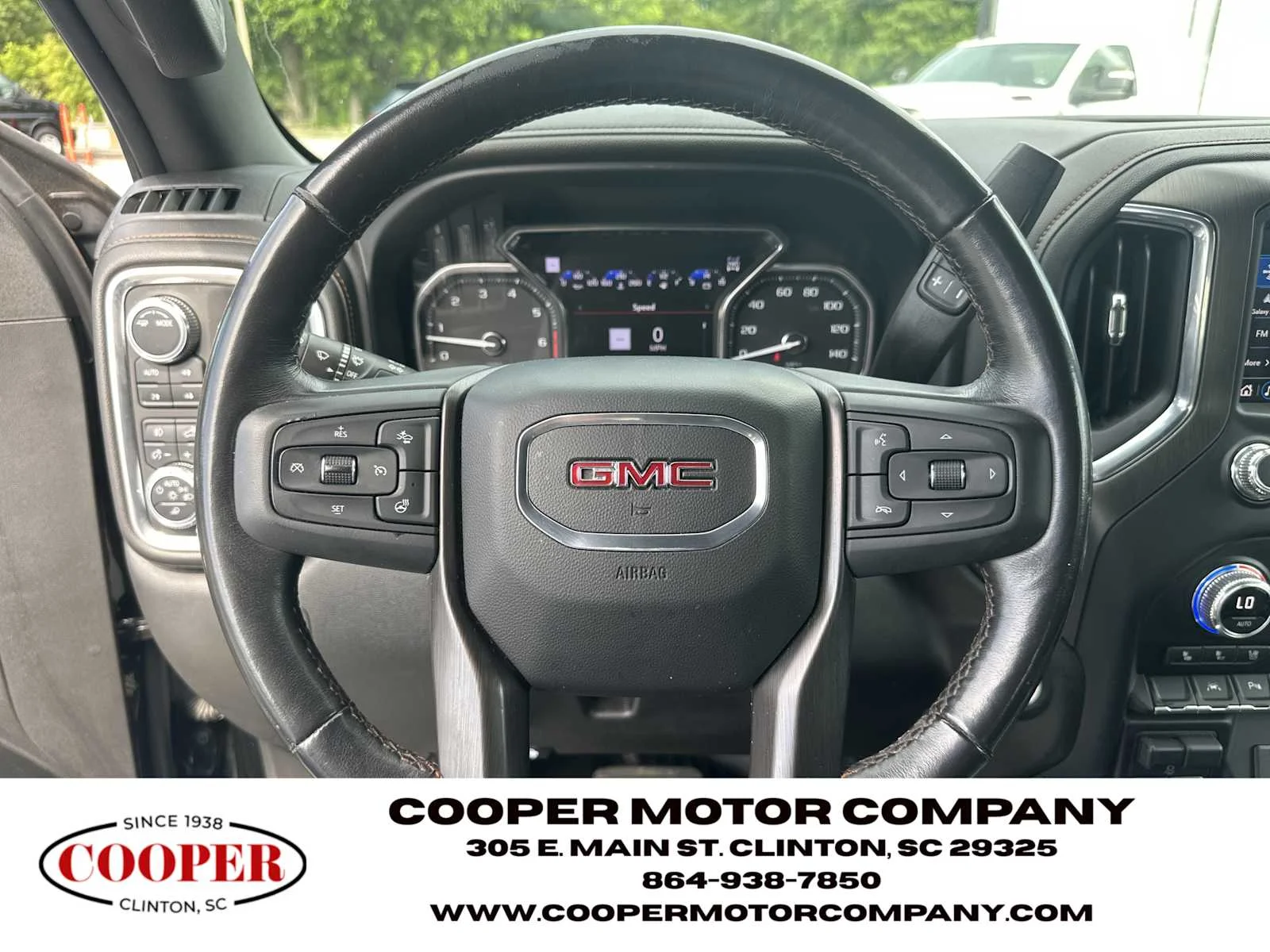 Used 2022 Onyx Black GMC AT4 image 26