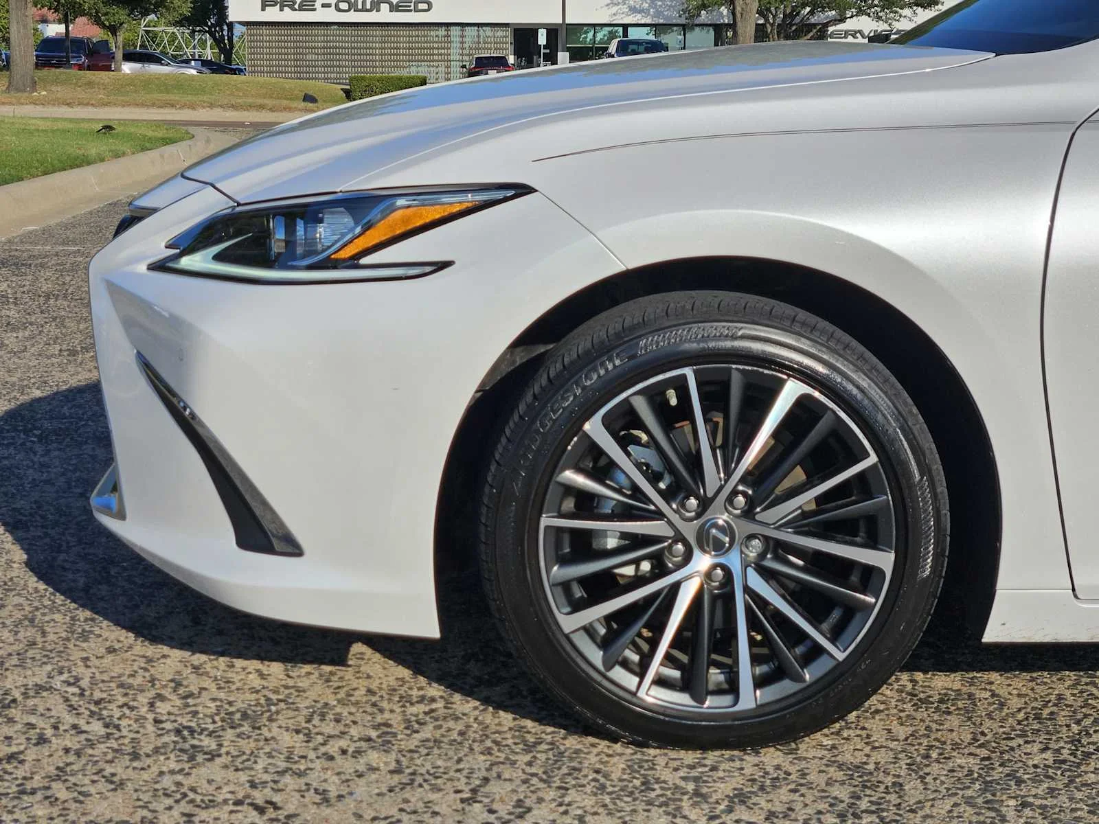 Certified Used 2024 EMINENT WHITE PEARL Lexus  image 5