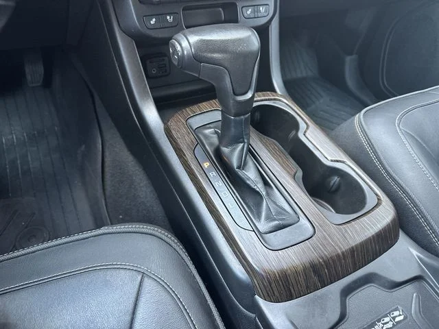 Used 2019 Black GMC Denali image 21