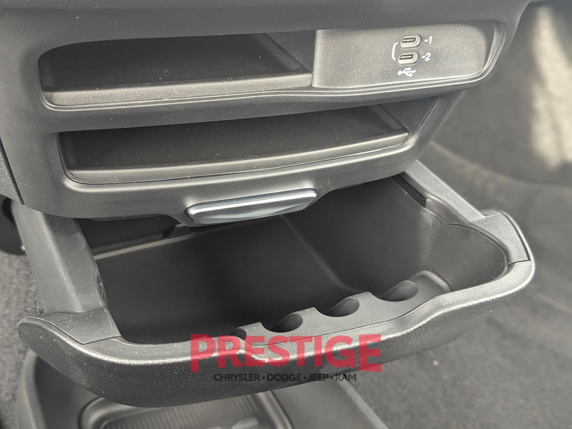 2026 Chrysler Voyager LX - Photo 21