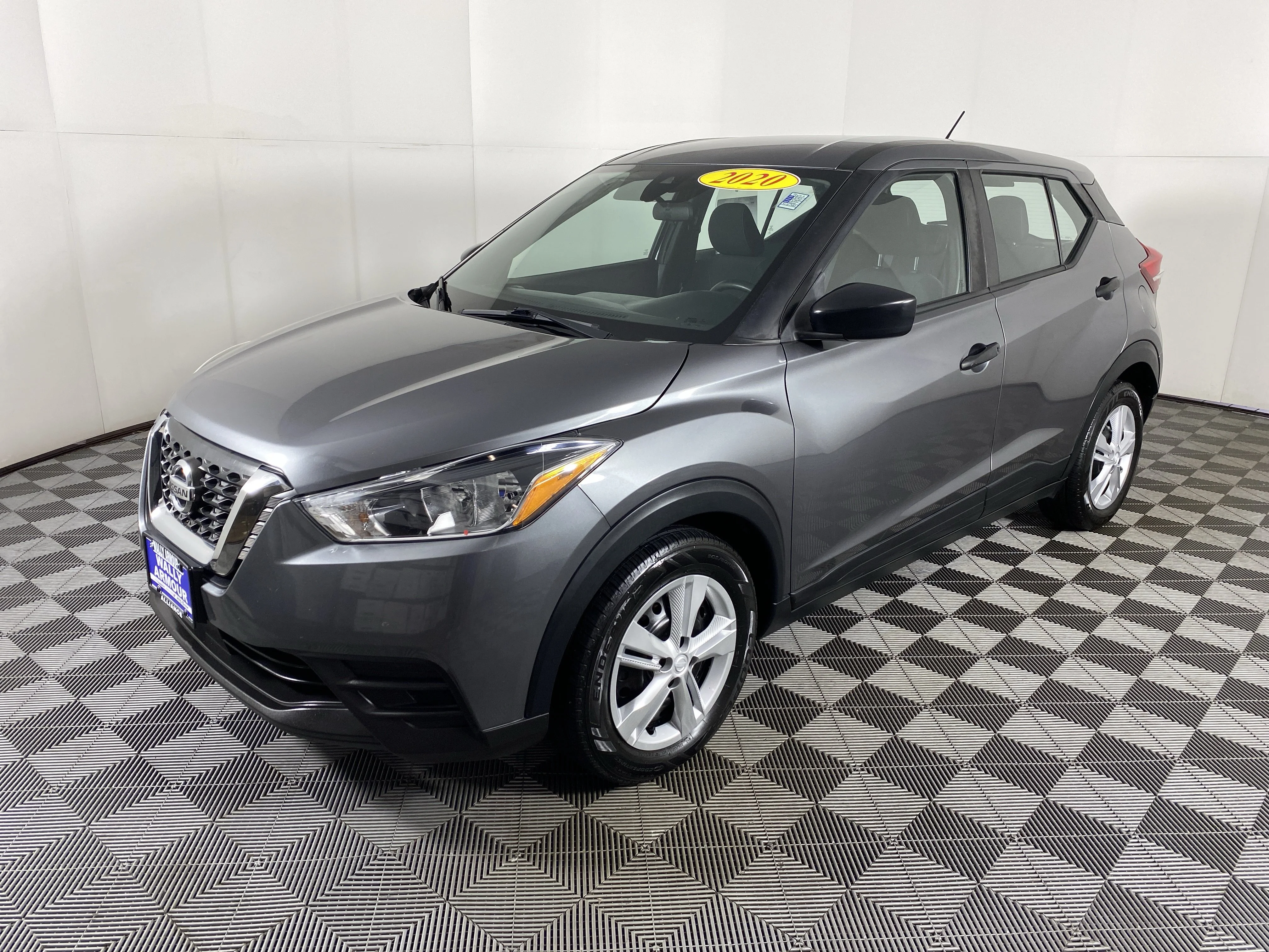 Used 2020 Gun Metallic Nissan S image 10