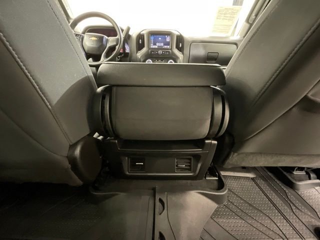 Used 2023  Chevrolet Custom image 25