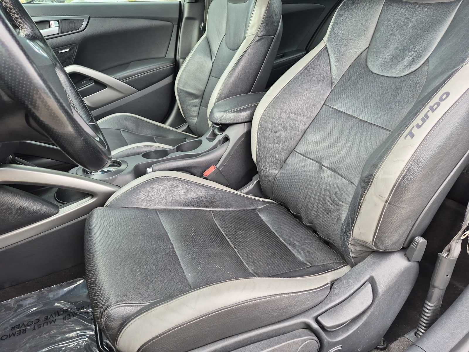Used 2016 Elite White Hyundai Turbo image 16