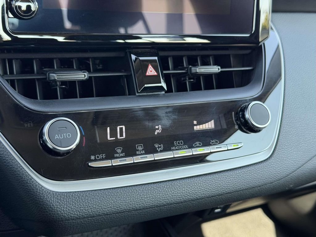 Used 2025 Blue Toyota LE image 5