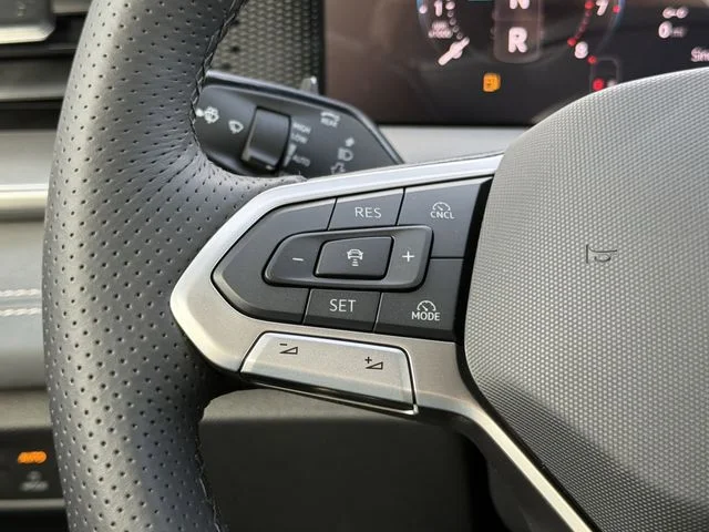 New 2026 Beige Volkswagen 2.0T SE R-Line Black image 10