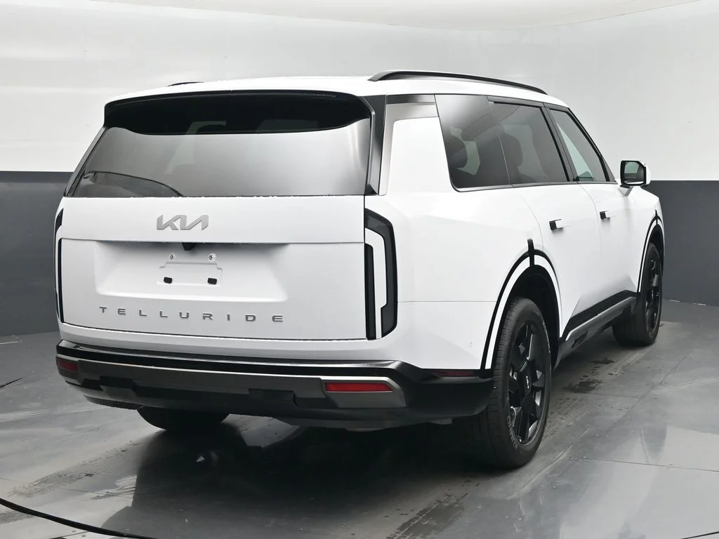 Certified Used 2027 White Kia SX image 28