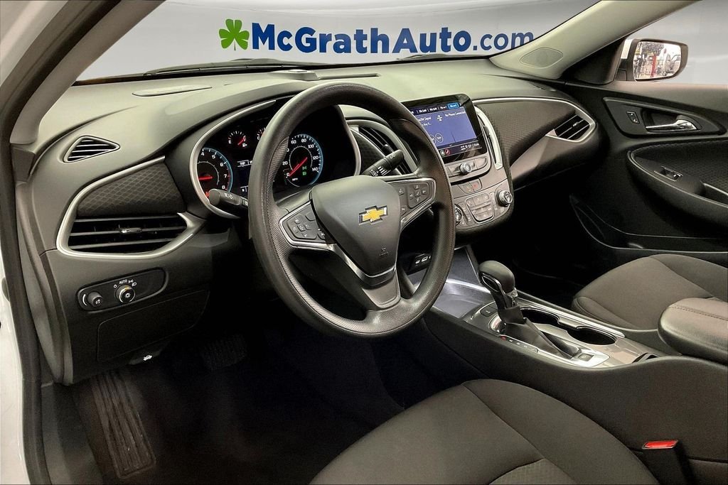 2024 Chevrolet Malibu 1LT - Photo 14