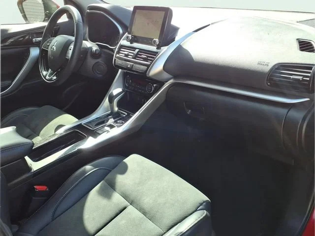 Used 2024  Mitsubishi SE image 20