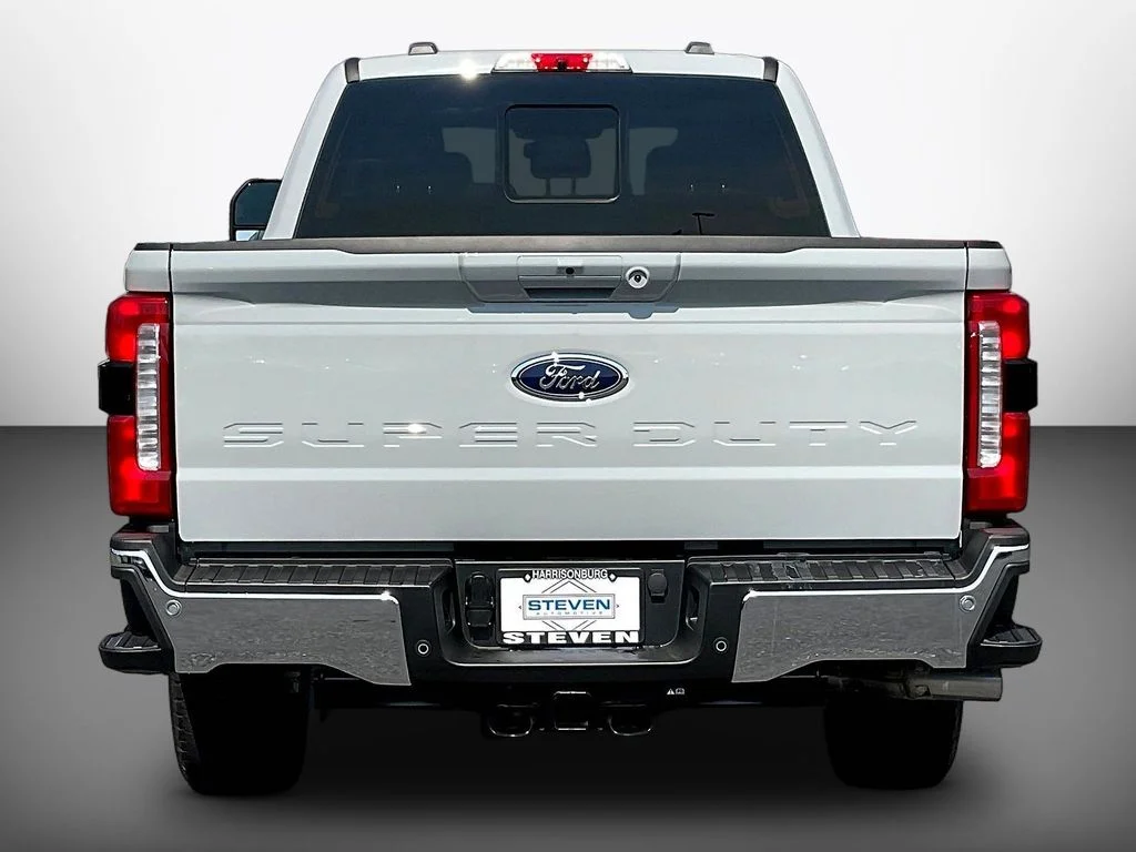 New 2026 Avalanche Ford F-250® Lariat® image 4