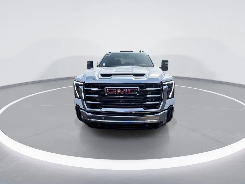 New 2026 Summit White GMC SLE DRW image 3