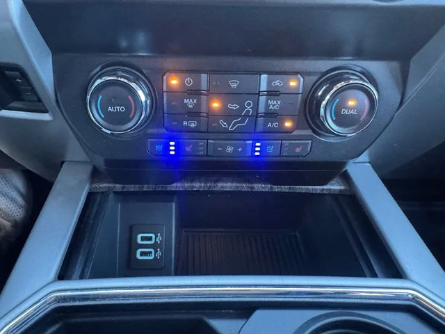 Used 2019 Silver Ford Lariat image 33