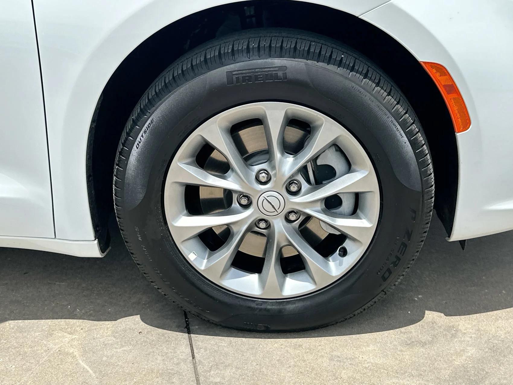 Used 2026 Bright White Clearcoat Chrysler Limited image 10