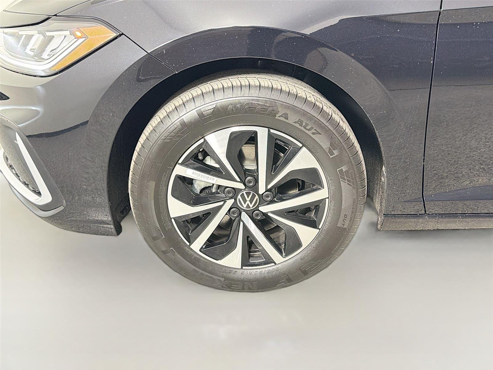 New 2026 Deep Black Pearl Volkswagen S image 28