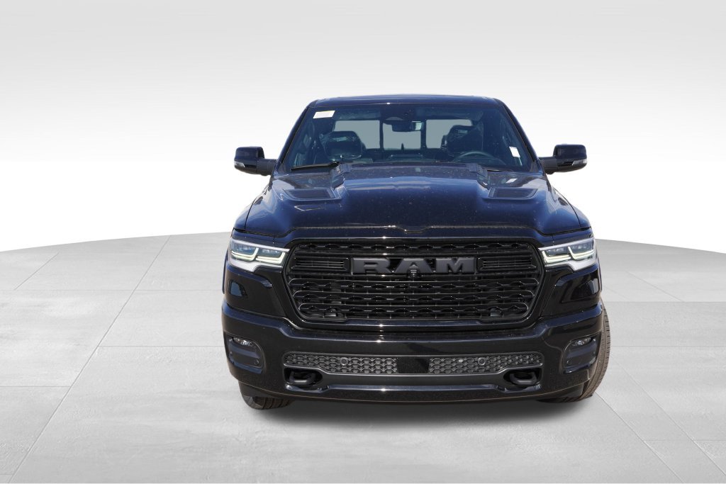 New 2027 Diamond Black Crystal Pearl-Coat Exterior Paint RAM Limited image 8