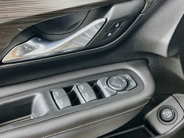 2022 GMC Terrain SLE - Photo 9
