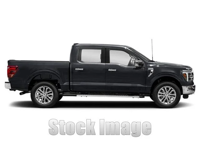 Used 2025 Star White Metallic Tri-Coat Ford Lariat 4x4 SuperCrew Cab 5.5 ft. box 145 in. WB image 20
