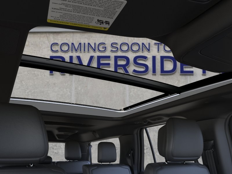 New 2026 Star White Metallic Tri-Coat Ford MAX Platinum® image 22