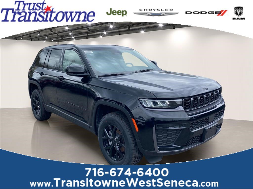 New 2026 Diamond Black Crystal Pearl-Coat Exterior Paint Jeep Altitude image 1
