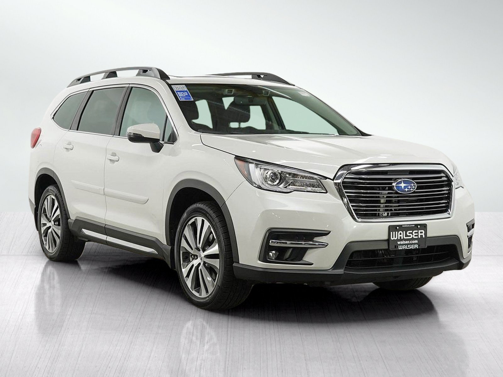 Used 2021 Crystal White Pearl Subaru Limited image 8