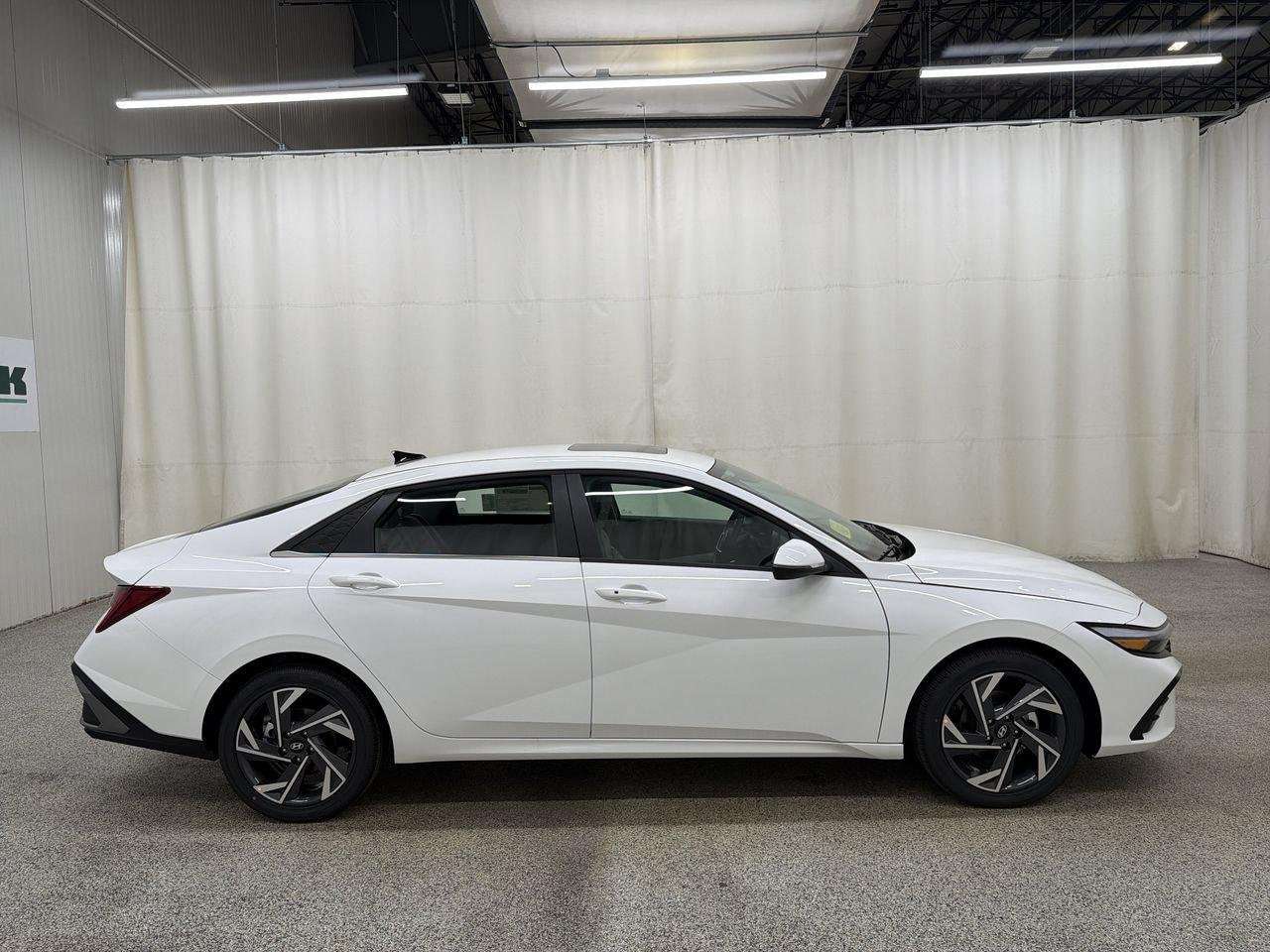 New 2026 Serenity White Hyundai Limited image 5