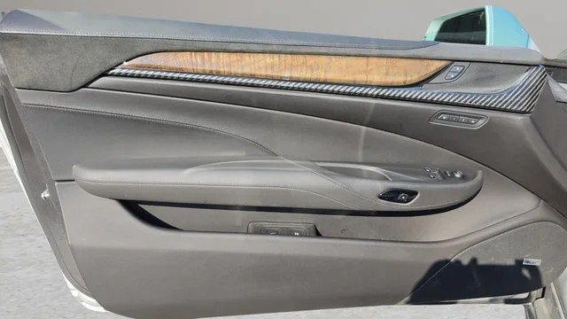 Used 2016 Radiant Silver Metallic Cadillac Base image 28