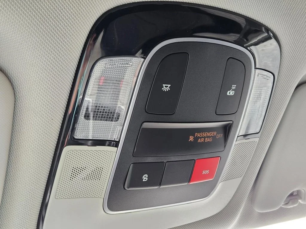 Used 2023 Gray Hyundai SEL image 28