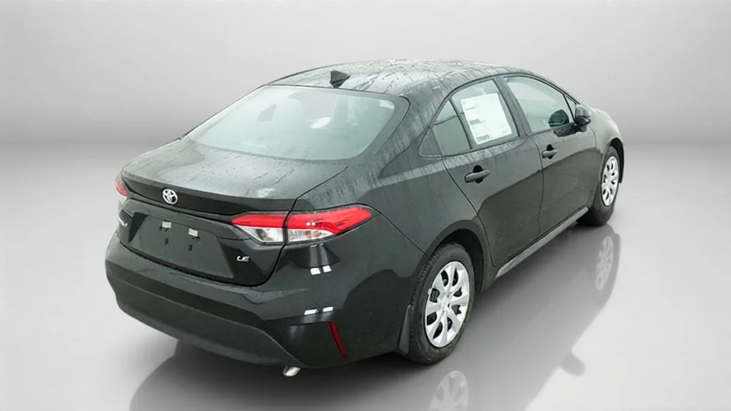 New 2027 Inked Toyota LE image 12