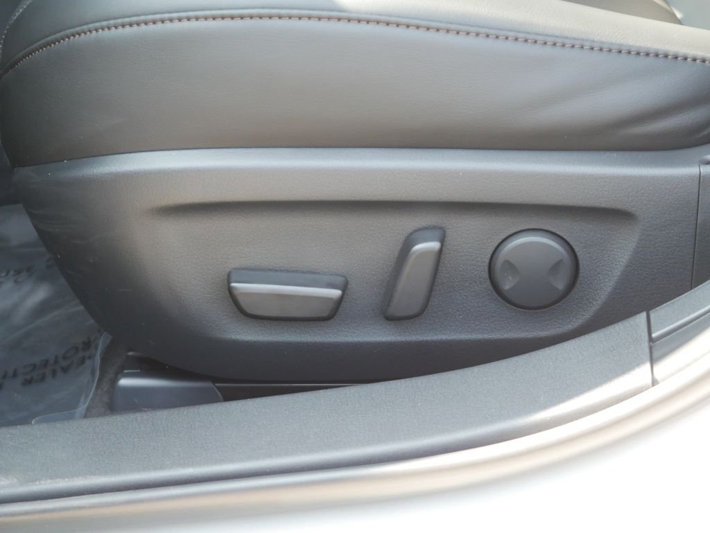 Certified Used 2026 Silver Mazda 2.5 Turbo Premium Plus image 14