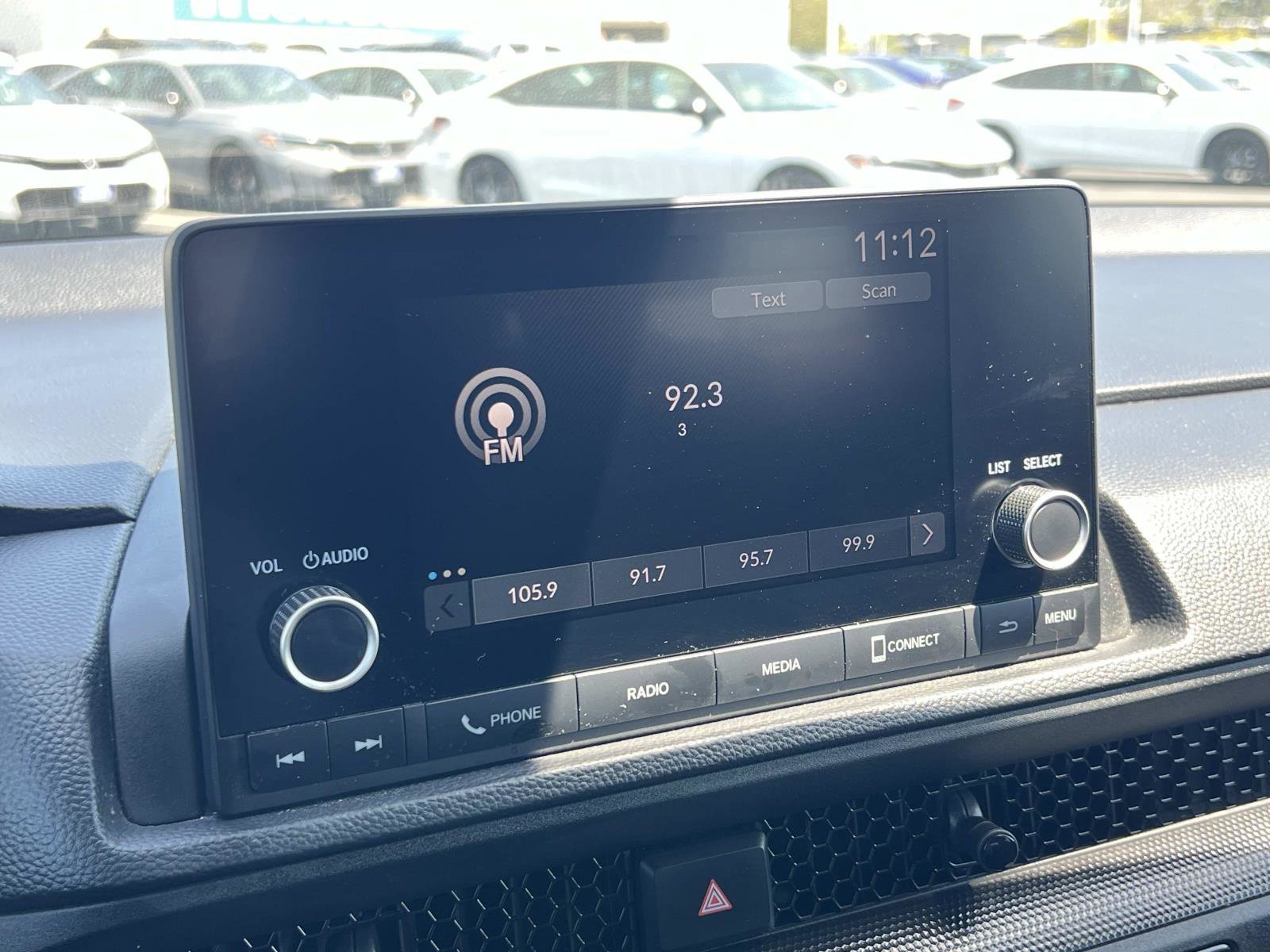 2025 Honda CR-V LX - Photo 12