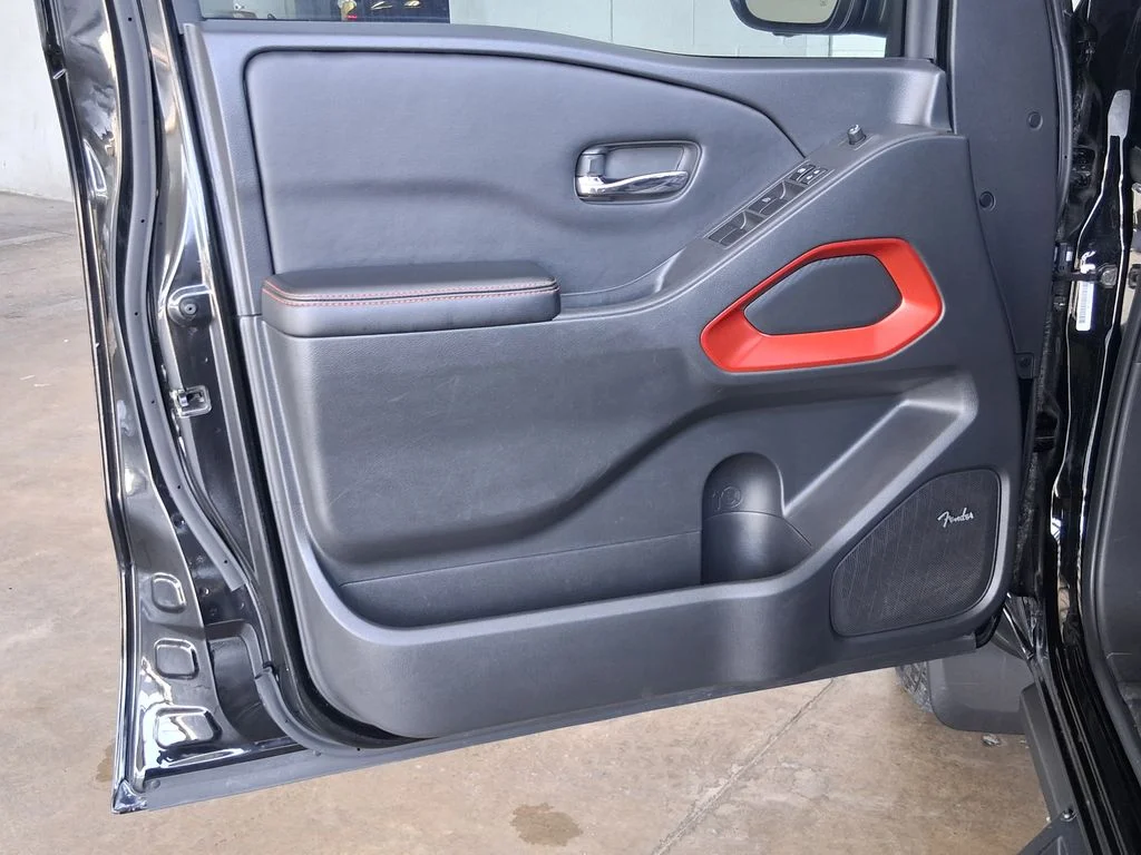 2025 Nissan Frontier PRO-4X - Photo 16