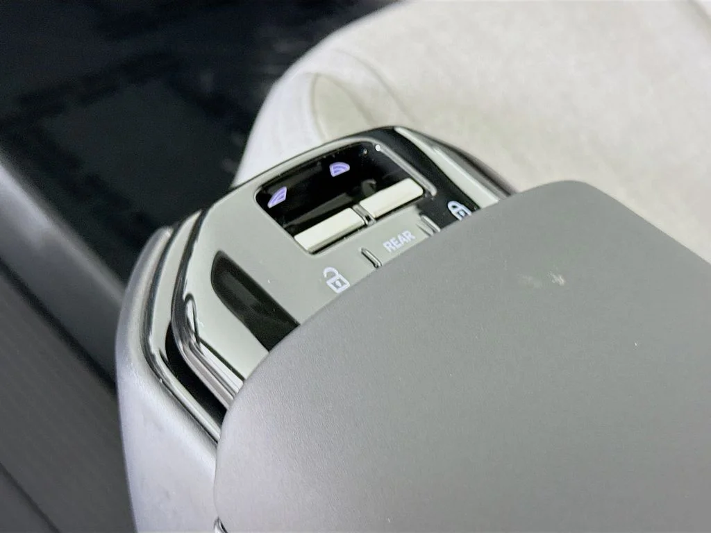 New 2026 White Volvo Twin Motor Performance Ultra image 17