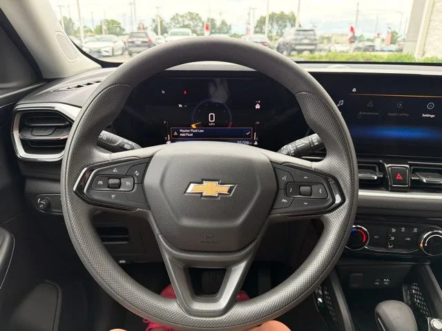 Used 2025 Gray Chevrolet  image 29